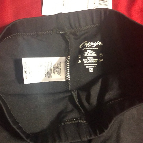 Black capris - Picture 3 of 3